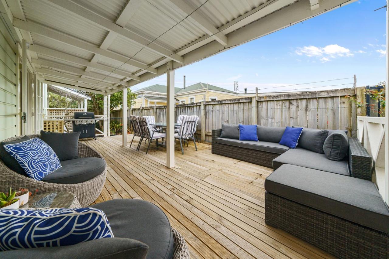 Pendreigh Cottage - Martinborough Holiday Home Экстерьер фото